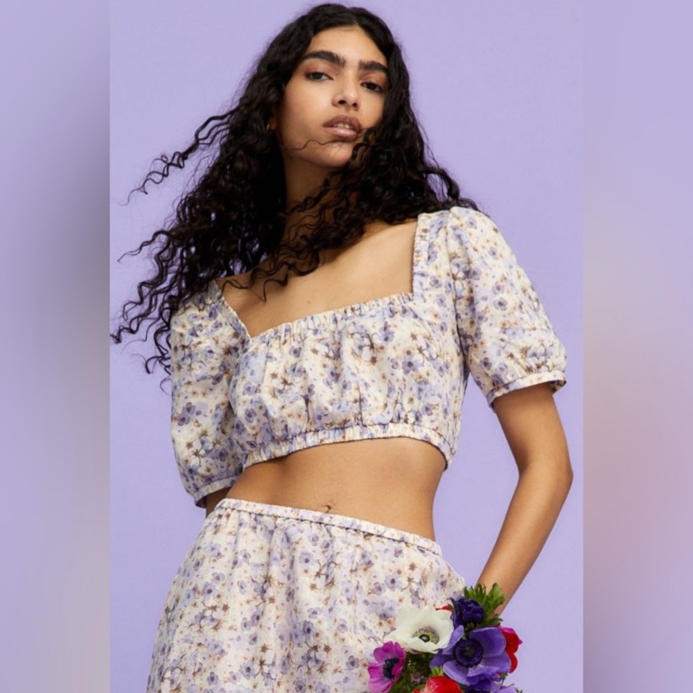 H&M Purple Floral Linen Blend Puff Sleeve Crop Top with Back Tie Size S